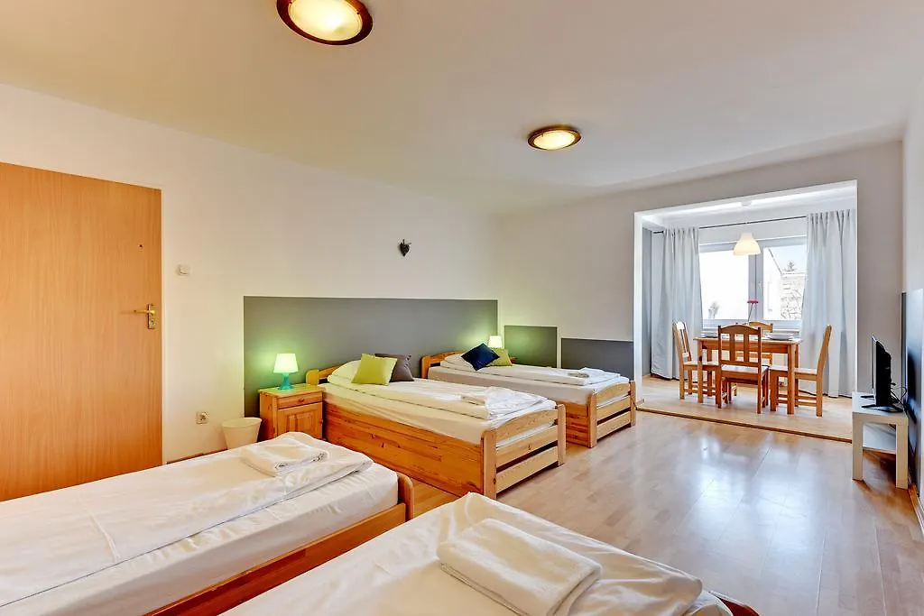 ** Bed & Breakfast Nice Rooms - Pokoje Goscinne Gdańsk Polen